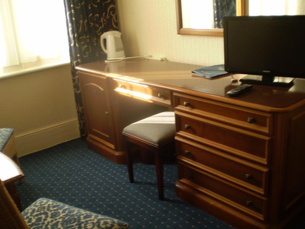 Park View Hotel Eastbourne Ngoại thất bức ảnh