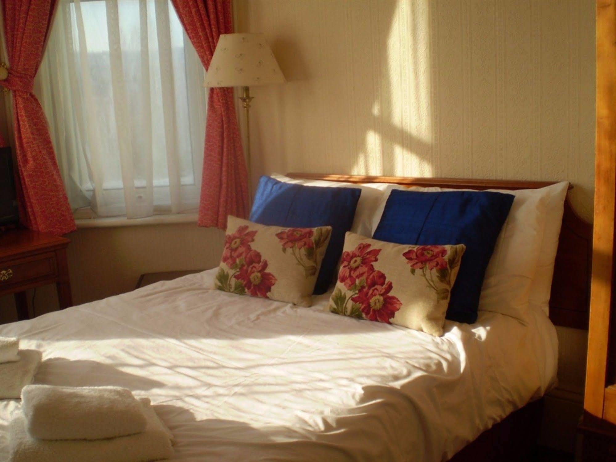 Park View Hotel Eastbourne Ngoại thất bức ảnh