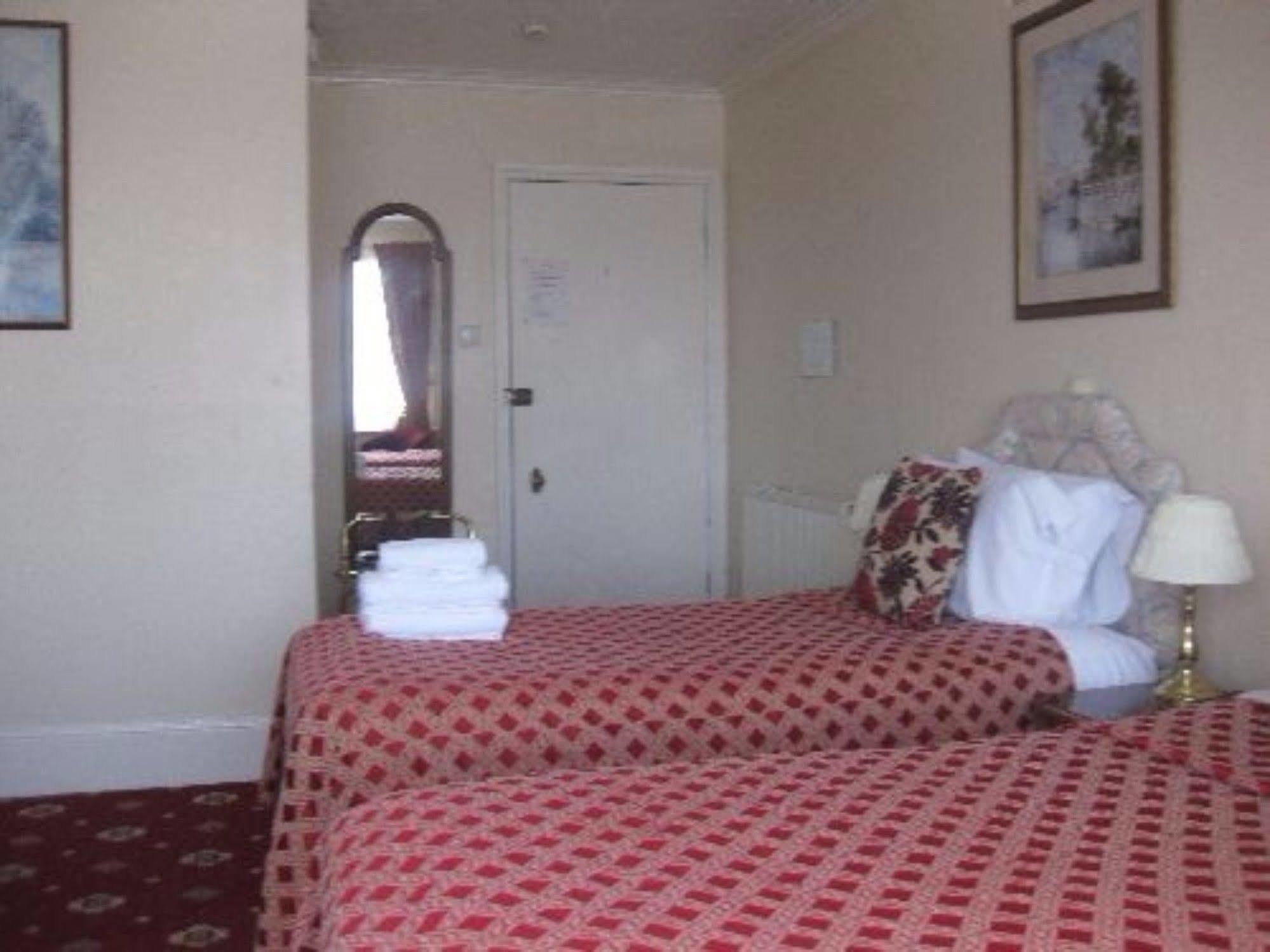 Park View Hotel Eastbourne Ngoại thất bức ảnh