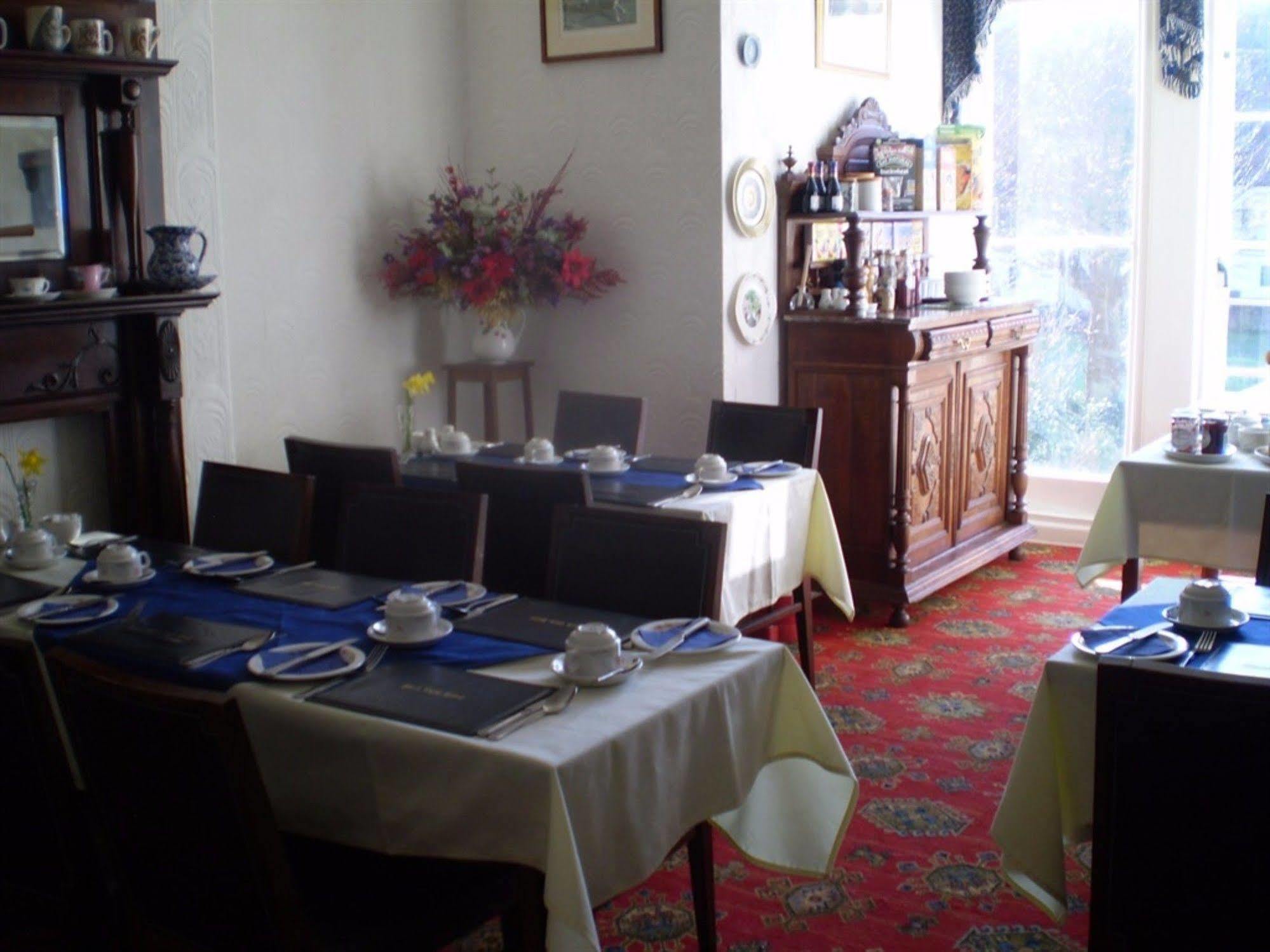 Park View Hotel Eastbourne Ngoại thất bức ảnh