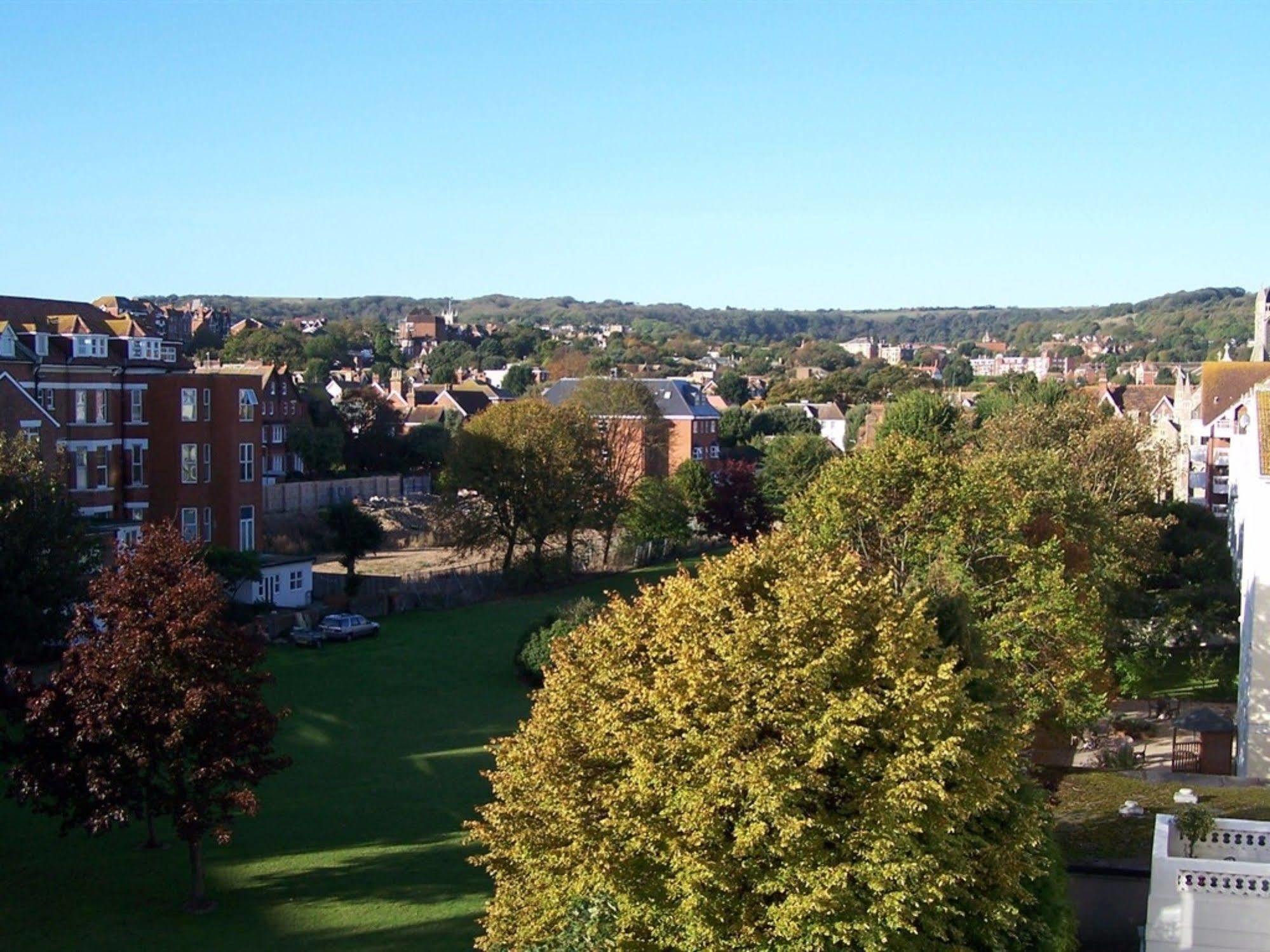 Park View Hotel Eastbourne Ngoại thất bức ảnh